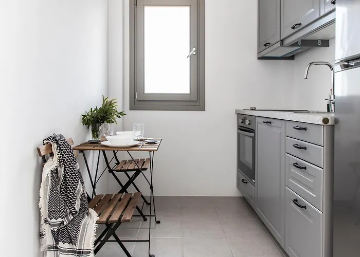 Πανδοχείο Twelve Plus+