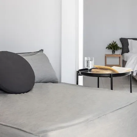 Twelve Plus+ Mini-hôtel