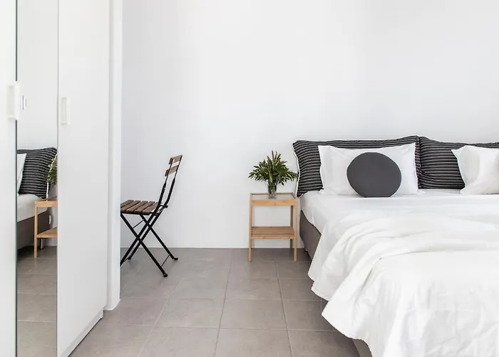 Inn Twelve Plus+ Naousa (Paros)